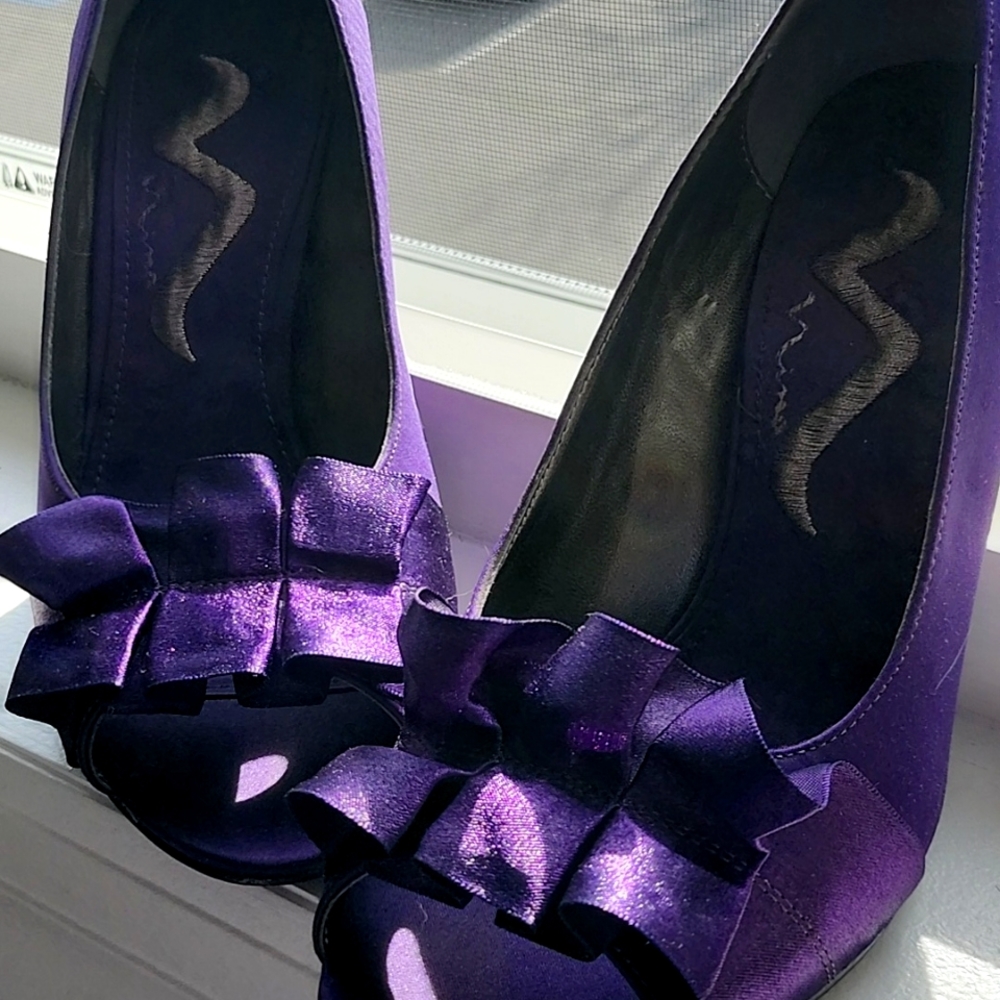 Nina Purple Satin Heels size 7 (37)